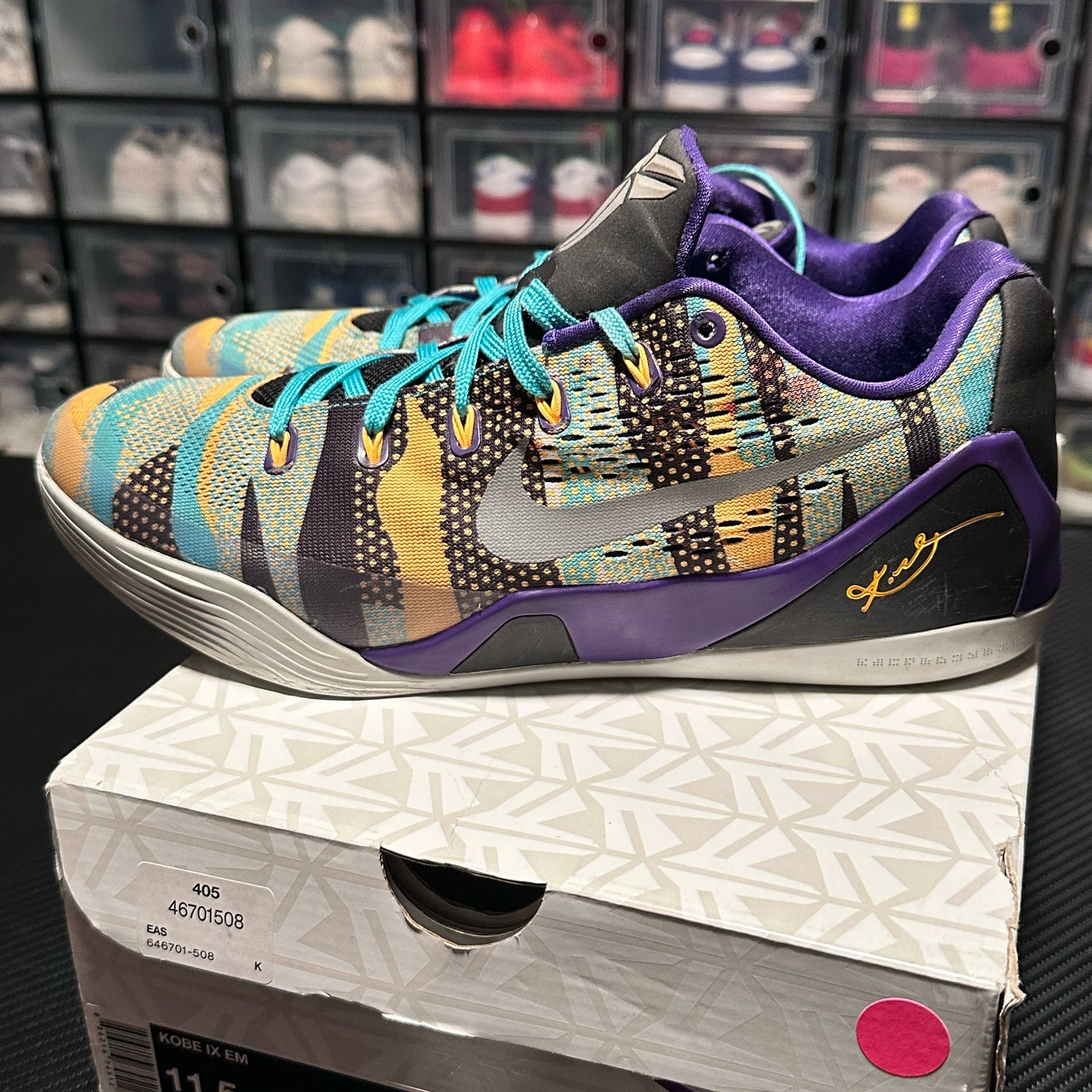 Kobe 9 EM Low Unleashed Pre-Owned