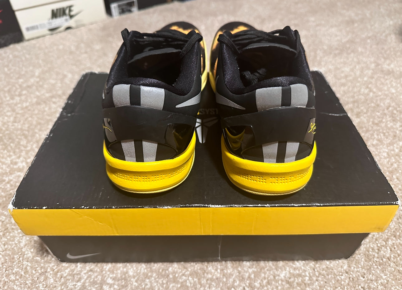 Kobe 8 Sulfur Pre-Owned