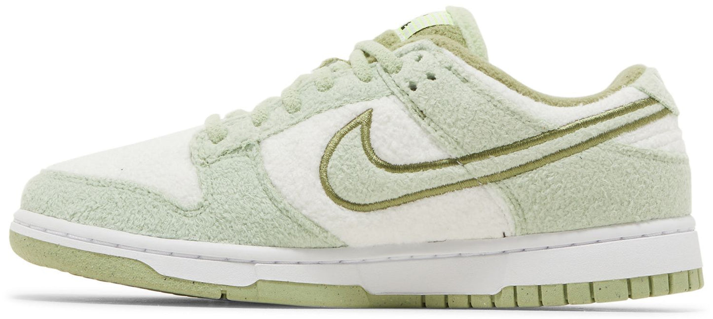 Nike Dunk Low SE Fleece Pack Honeydew