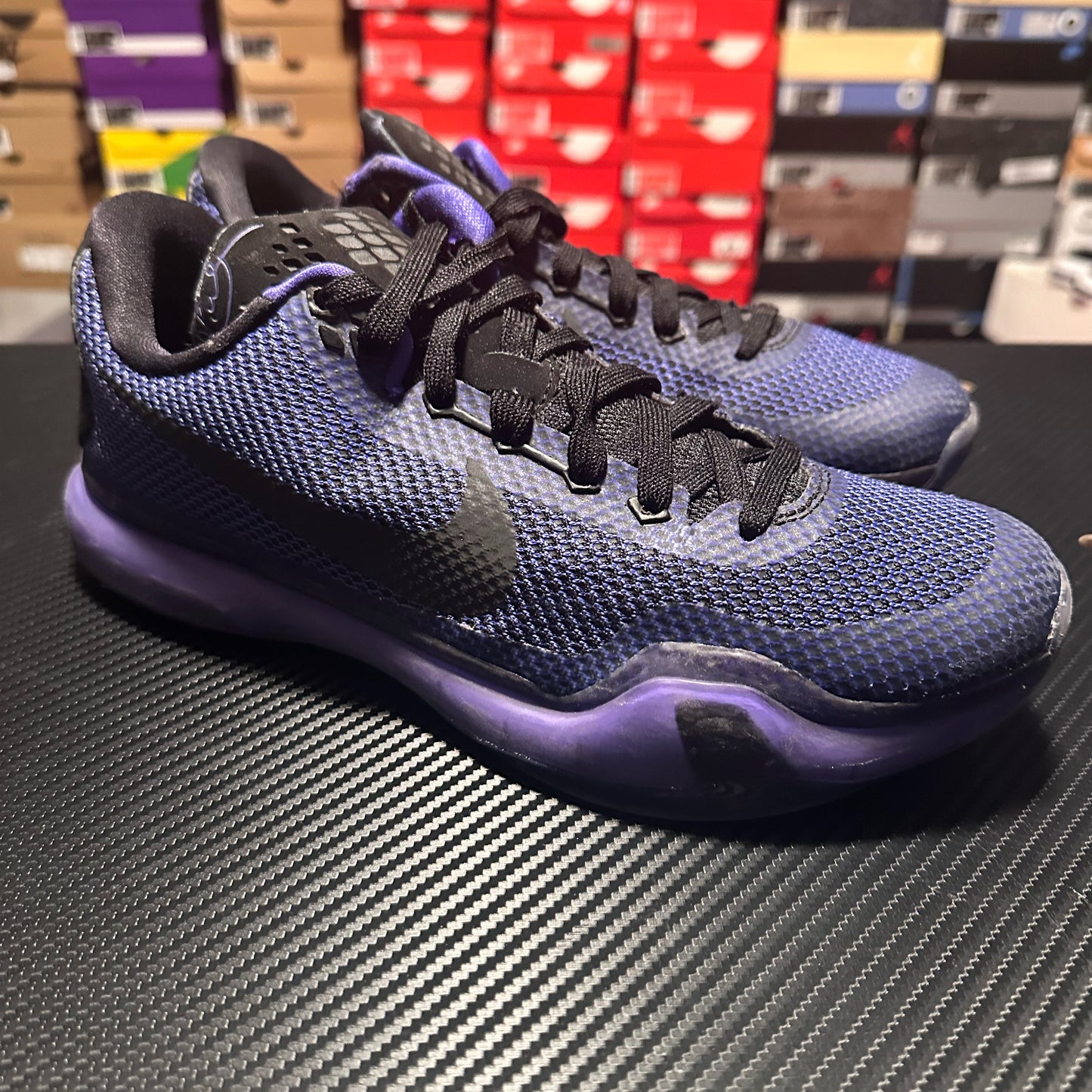 Kobe 10 Blackout Pre-Owned