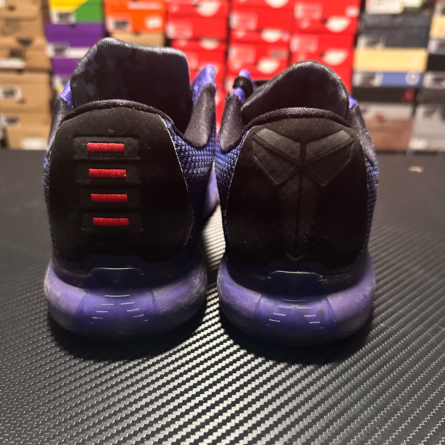 Kobe 10 Blackout Pre-Owned